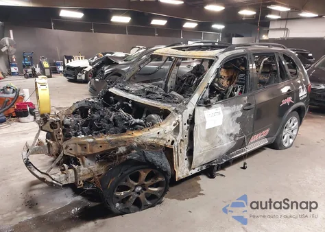 2008 BMW X5 4.8I from USA, damaged, VIN 5UXFE83528L160018